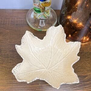 California Leaf-Shaped Beige Ceramic Decorative Bowl Pottery